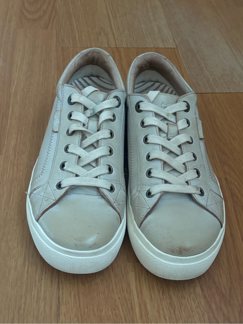 Women’s Taos Plim Soul Lux in Oyster size 9.5